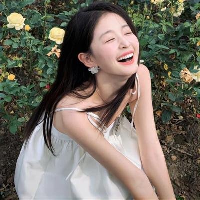 绑定倒计时校花黏上穷小子