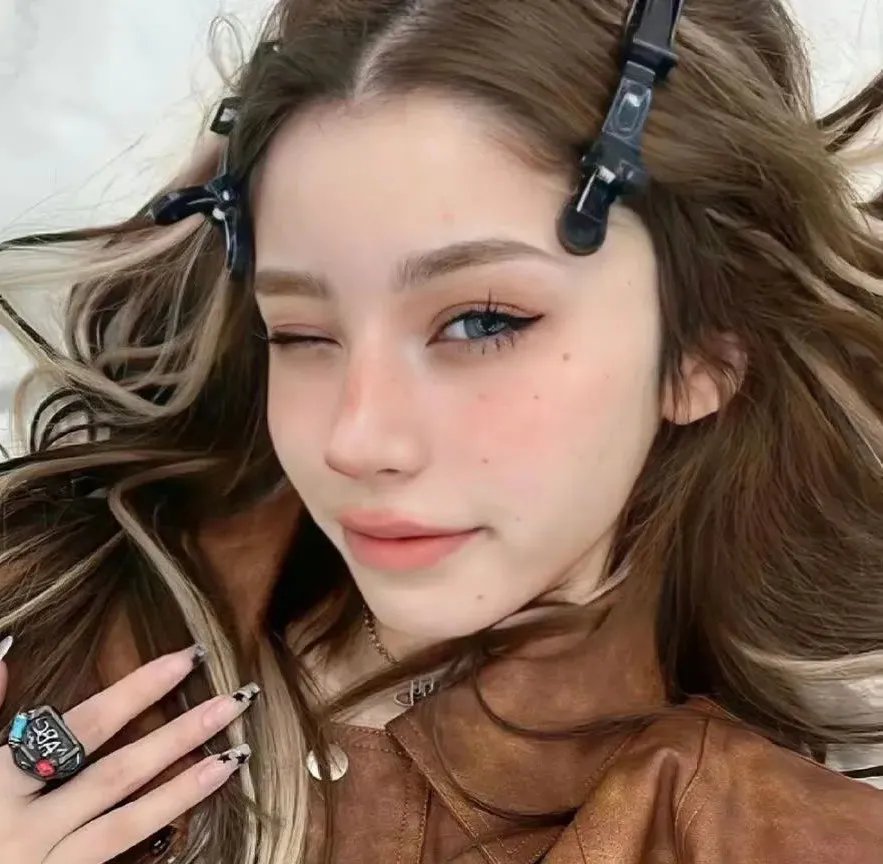 刚抄家又未世，我围货亿点点